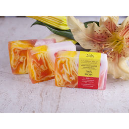 Натуральное парфюмированное мыло ручной работы Lady Secret по мотивам аромата Nina Ricci - Nina