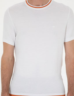 Белая приталенная трикотажная футболка с круглым вырезом - Cacharel фото 6