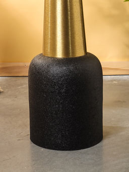 Столик кофейный «Чёрный с золотом», 40.5×40.5×65 см