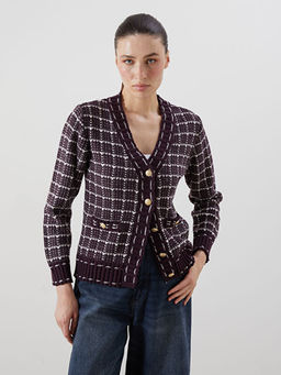 V Yaka Ekose Kad?n H?rka