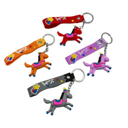 Цена за 2 шт. Брелок - символ года резиновый объемный "Лошадка" (LK-29) с браслетом