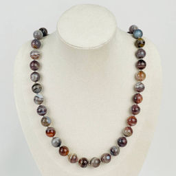 Колье из ботсванского Агата