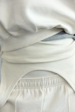 BASIC PLUSH SWEATSHIRT - Zara фото 25