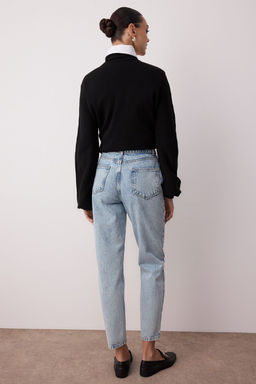 Ac?k Mavi Yuksek Bel Mom Jeans TWOSS25JE00277 - Trendyolmilla фото 4