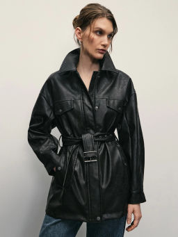 Куртка из искусственной кожи с ремнём / Zarina