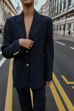 PINSTRIPE BLAZER WITH SHOULDER PADS - Zara фото 3