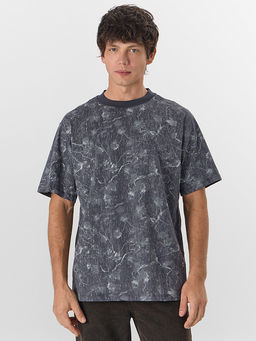 Футболка мужская серая с узором