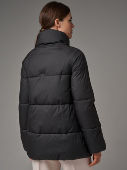 Пуховик женский 

АРТ. 71723z черный/42