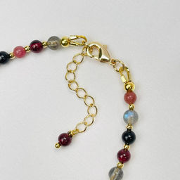 Браслет для Скорпиона из Турмалина,Лабрадора и Граната - Радуга самоцветов фото 4