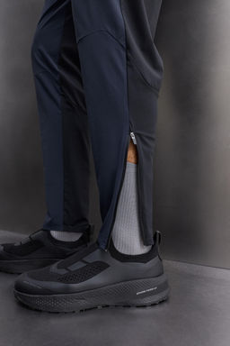 TECHNICAL COLOUR BLOCK TROUSERS - Zara фото 6