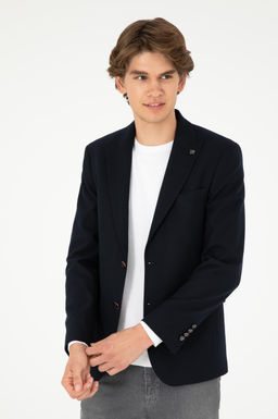 Мужская темно-синяя куртка Неожиданная скидка в корзине