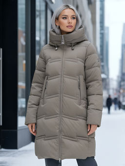 Пальто зимнее утепленное с капюшоном женское светло-коричневого цвета 7779SK - Visdeer фото 18