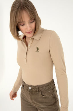 Женский базовый свитшот песочного цвета Неожиданная скидка в корзине