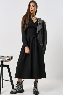 Платье прилегающего силуэта из трикотажа с длинным рукавом черное