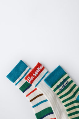 PACK TRES CALCETINES MEDIOS RAYAS ISABELLE VANDEPLASSCHE  / Multicolor - Zara фото 3