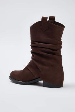 Kahverengi Suet Toka Detayl? Koruklu Blok Topuklu Kad?n Cizme TAKAW26BO00084