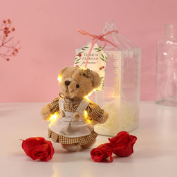 Набор подарочный Мишка в платье, мыльные красные розы 5 шт., роса, 7?7?12 см - Simaland фото 4