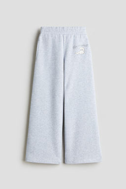 Joggers amplios con interior cepillado