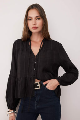 Siyah Pamuklu Dokulu Kolda Dantelli Oversize Boho Dokuma Gomlek TWOSS25GO00038