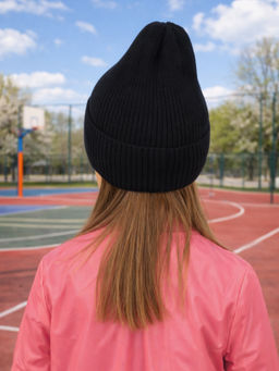 Шапка вязаная черная