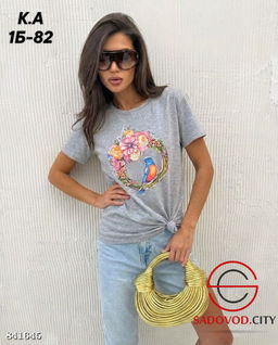 Женская футболка с рисунком