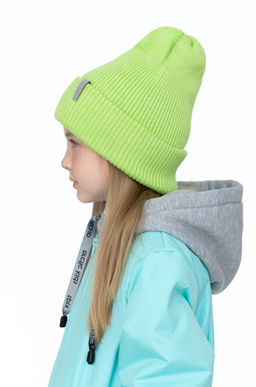 Шапка вязаная яркосалатовая