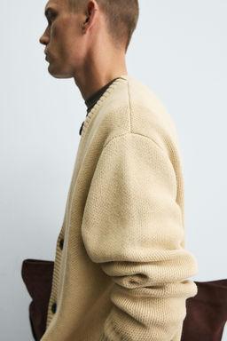 CARDIGAN WITH DISTRESSED RIBBED TRIMS