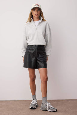 TRENDYOLMILLA Siyah Cepli Suni Deri Dokuma Sort TWOAW21SR0014 фото 8