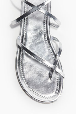 Sandalias de tiras - H&m фото 7