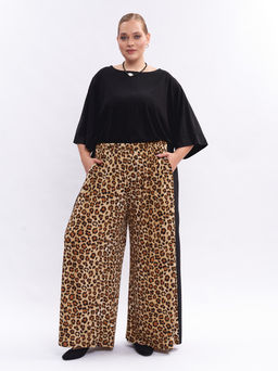 Костюм брючный KO06507LEO01