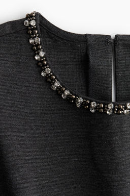 Vestido de punto con detalles decorativos - H&m фото 2