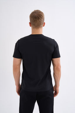 Футболка Черный