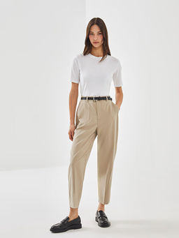 Beli Kemerli Loose Fit Kad?n Pantolon