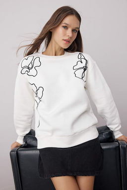 Ekru Orme Nak?sl? Oversize/Genis Kal?p Sweatshirt TWOAW26SW00052