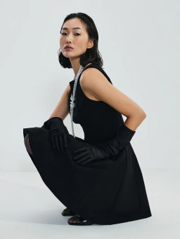 Платье мини приталенного силуэта / Zarina