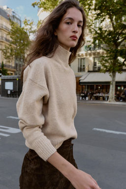 SOFT KNIT HIGH NECK JUMPER - Zara фото 3