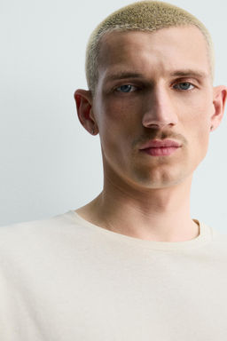 CAMISETA REGULAR FIT MEZCLA ALGOD?N / Beige claro - Zara фото 5