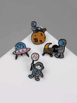 Набор значков (4 шт.) Космос, цветные в чёрном металле