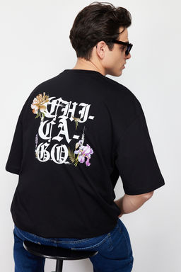 Siyah Oversize/Genis Kesim Chicago Sehir Bask?l? %100 Pamuklu K?sa Kol T-Shirt TMNSS24TS00167 - Trendyolmilla фото 6