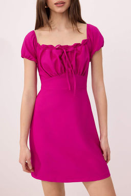 TRENDYOLMILLA Beyaz Duz Bodycone Krep Mini Dokuma Elbise TWOSS24EL00874  фото 33