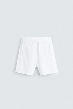 BERMUDA REGULAR FIT LINO ALGOD?N / Blanco