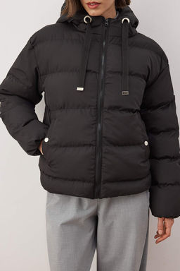 TRENDYOLMILLA Siyah Kapusonlu Su Itici Sisme Mont TWOAW21MO0022  фото 32