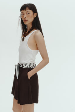 Pantal?n corto sastre con cintur?n - H&m фото 8