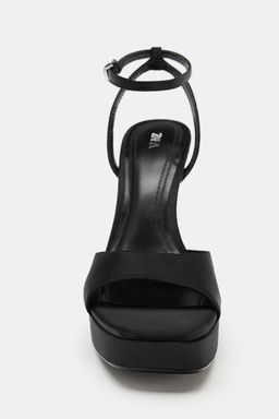 SANDALIA PLATAFORMA EFECTO SATINADO / Negro - Zara фото 4