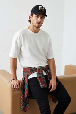 TRENDYOL MAN Lacivert Oversize/Genis Kesim %100 Pamuklu Etiketli T-Shirt TMNSS25TS00115 - Trendyolmilla фото 11