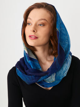 Большой, мягкий, тонкий и очень нежный двусторонний палантин с рисунком в стиле арт-дек