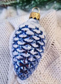 (цена за 3 шт) Елочное украшение Шишка в снегу Ф2-90/41