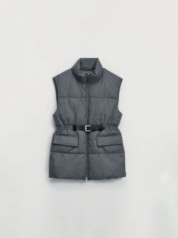 Жилет утепленный с ремнем на поясе / Zarina