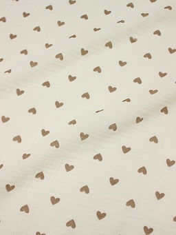 Муслин двухслойный с эф.жатости Бежевые сердечки цв.сливочный, ш.1.4м, хлопок-100%, 120гр/м.кв