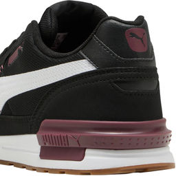 Кроссовки взрослые